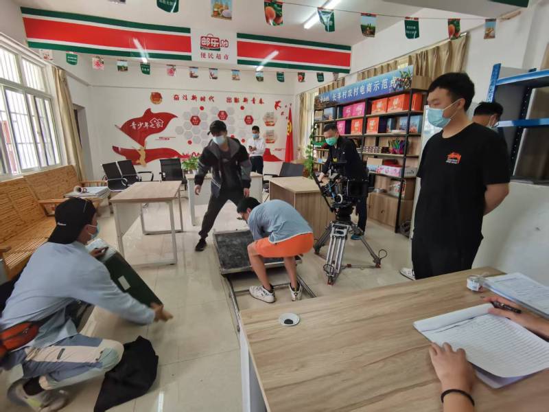北塔区广告片拍摄公司：极简主义践行者，少即是多的视觉哲学